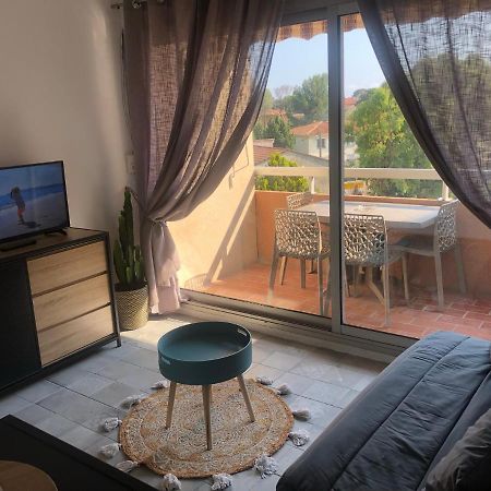 Appart. F2 Apercu Port De Santa Lucia St Raphael Сен-Рафаэль Экстерьер фото